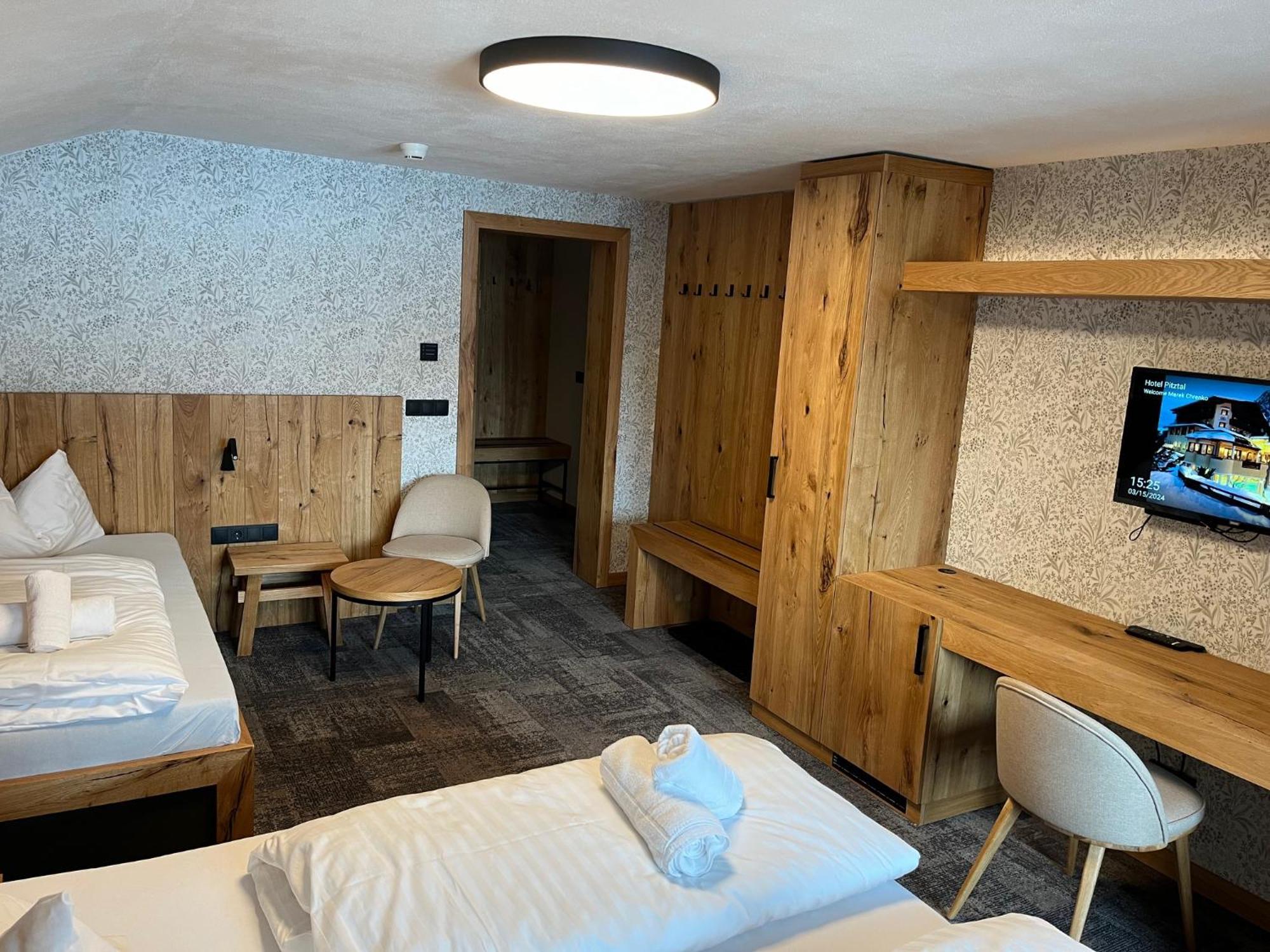 Tieflehner Hof Pitztalhaus Hotel Sankt Leonhard im Pitztal Eksteriør bilde